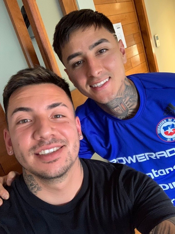Erick Pulgar es uno de los seleccionados que habitualmente se corta el pelo con Nicolás García.