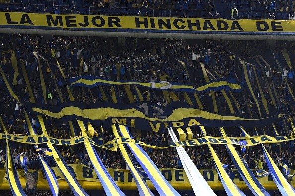 La Bombonera en el duelo entre Boca y Lanús, con galerías y tribunas a tope. (Foto: Getty Images)