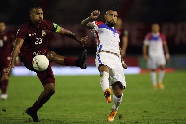 La última vez que Chile y Venezuela se enfrentaron, fue triunfo de la Vinotinto por 2-1. Ahora la Roja quiere revancha como local. Foto: Getty Images