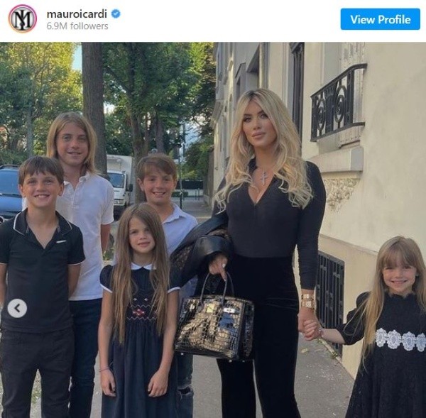 Wanda Nara junto a sus hijos en Milán (Instagram)