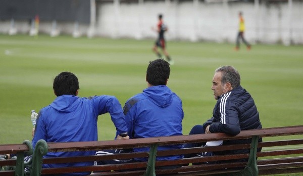 Lasarte en el amistoso de la Roja sub 20 frente a Rodelindo Román.