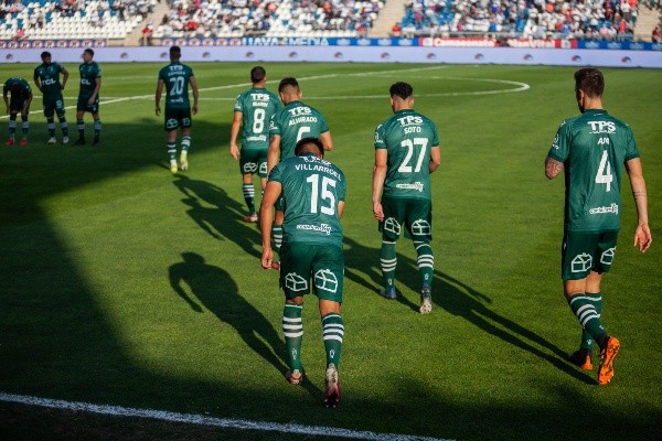 Wanderers salió en defensa de Espinoza, luego de que fuera citado por simular ante la UC y provocar la posterior expulsión de Zampedri.