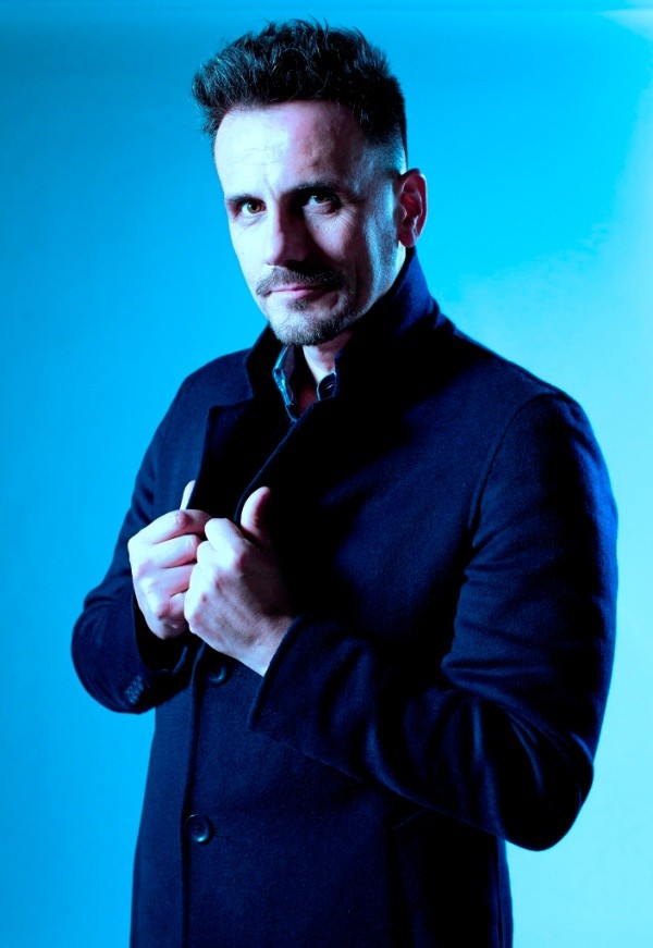 Cote López vuelve a la TV con nuevo programa de Canal 13 y lo conduce Sergio Lagos.