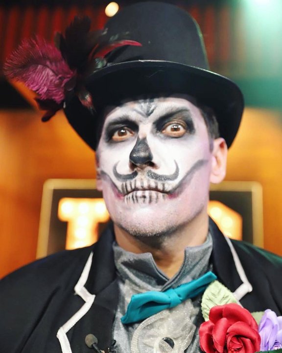 Los disfraces de Halloween: Rafael Araneda.