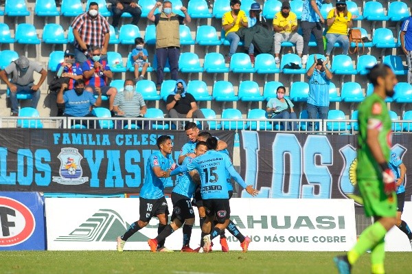 Deportes Iquique logró empatar a falta de siete minutos. (Foto: Agencia Uno)