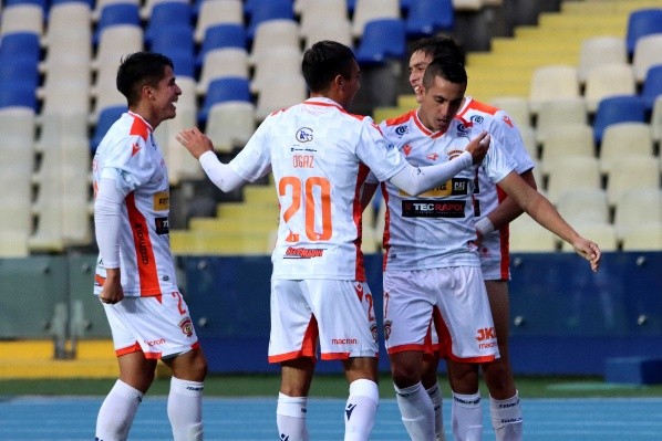 Cobreloa tiene dos finales para salvarse del descenso. (Foto: Agencia Uno)