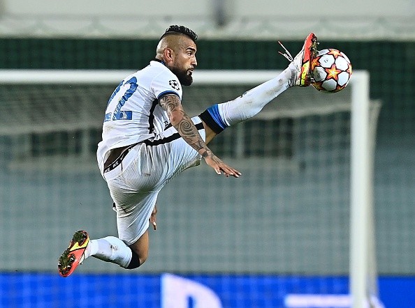 El Sheriff Vidal… contra Sheriff en la Champions League.