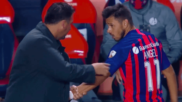 El último show de Ángel Romero en San Lorenzo: Feo cruce con su DTDiego Dabove