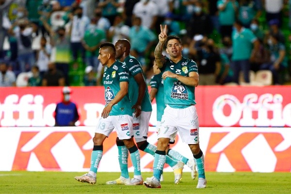 Víctor Dávila viene de marcar tres goles con León ante Necaxa. (Foto: Getty Images)