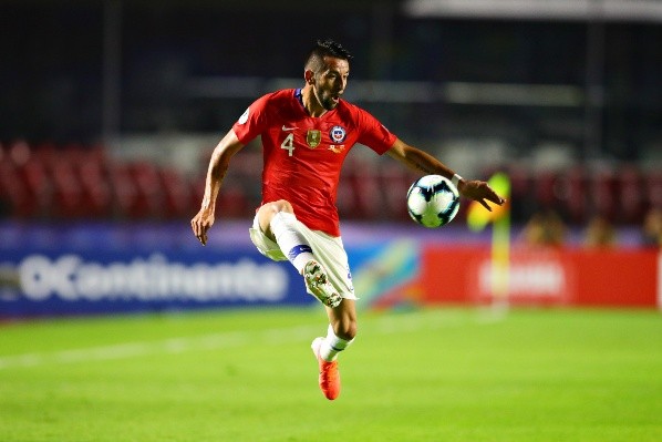 El Huaso no viaja con La Roja a Asunción por ser contacto estrecho de coronavirus.