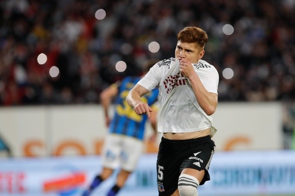 Leonardo Gil está maravillado con Colo Colo y no se quiere ir para ayudarlos a pelear la Copa Libertadores. Foto: Agencia Uno