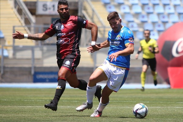 Audax Italiano no pudo con Antofagasta y sellaron un empate que les sirve, pero no los deja contentos. Foto: Agencia Uno