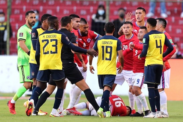 El último duelo entre Chile y Ecuador fue el 5 de septiembre, y terminó con un empate 0-0 en el estadio Rodrigo Paz Delgado (Foto: 
   Getty images)