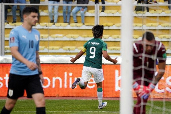 Tras la victoria por 3-0 ante Uruguay el seleccionador César Farías hizo público un problema que está teniendo junto a su familia