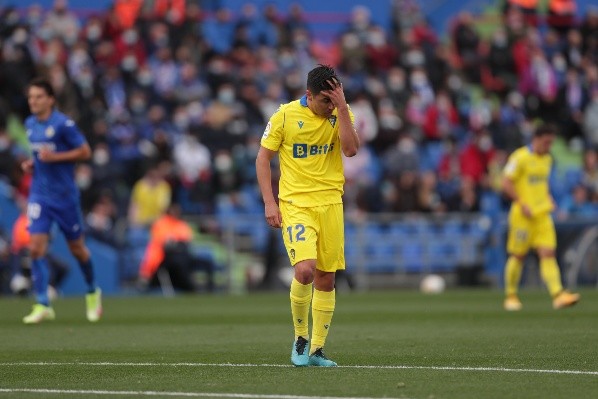 Tomás Alarcón fue blanco de la crítica en España