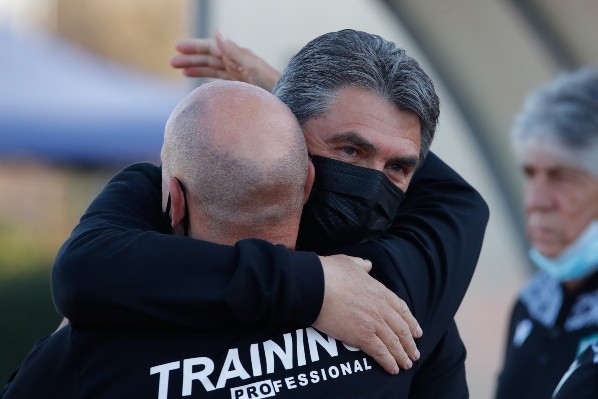 Emiliano Astorga volvió a disparar contra la nueva dirigencia de Santiago Wanderers y reveló que será padre a los 61 años. Foto: Agencia Uno