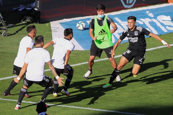Pablo Solari llegó a Colo Colo proveniente desde Talleres de Córdoba y con sus goles y buen fútbol se ha ganado el cariño de los hinchas y es titular indiscutido en el equipo de Quinteros. (Foto:    Agencia UNO)