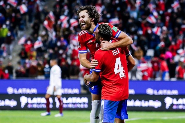 Brereton gritando un gol por Chile - Getty