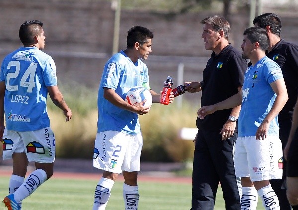 Leal asegura que el manejor de grupo de Berizzo fue espectacular en O’Higgins. Foto: Agencia Uno.