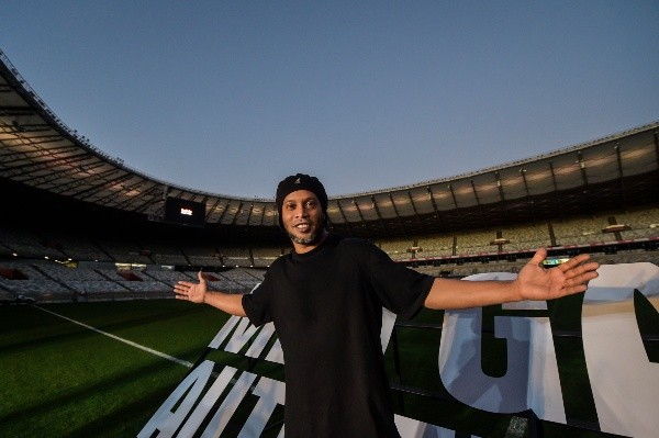 Ronaldinho es requerido por la justicia de Brasil. (Foto: Getty Images)