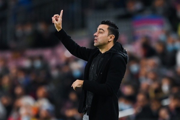 Xavi recalcó que el Barcelona debe probar más al arco para salir de su crisis. Foto: Getty Images