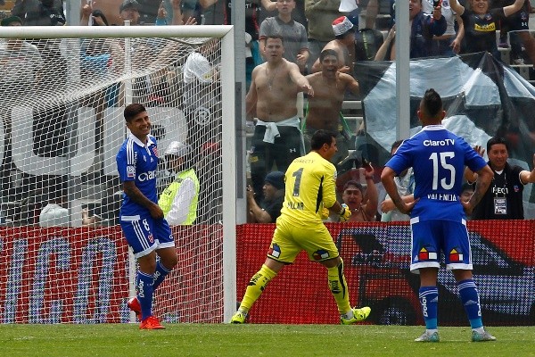 Villar le tapó un penal a Rubio el 2015 en el Monumental. Foto: Agencia Uno.