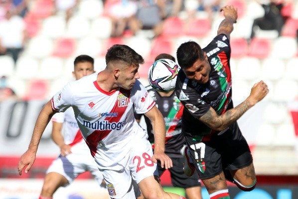 El empate entre Curicó y Palestino dejó molestos a algunos hinchas