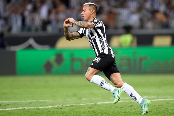 Eduardo Vargasm puede ser campeón en la Serie A del Brasileirao este jueves.