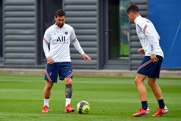El nivel de Messi no termina de convencer a la prensa francesa.