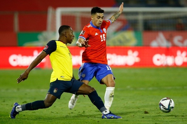 Claudio Baeza ha sido titular indiscutido con Martín Lasarte