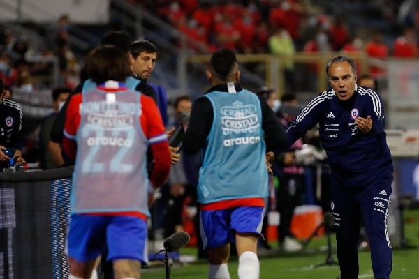 Lasarte confirmó la formación de proyección de Chile contra México.
