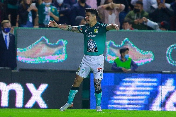 Víctor Dávila anotó un golazo y lideró la remontada del León ante el Atlas en la final de la Liga MX. Foto: JamMedia