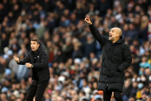 Josep Guardiola y el Manchester City se montaron en la cima de la Premier League. (Foto: Getty Images)
