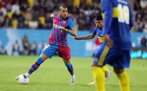 Dani Alves volvió a vestir los colores del Barcelona en el amistoso por la Copa Maradona ante Boca Juniors. Foto: Barcelona