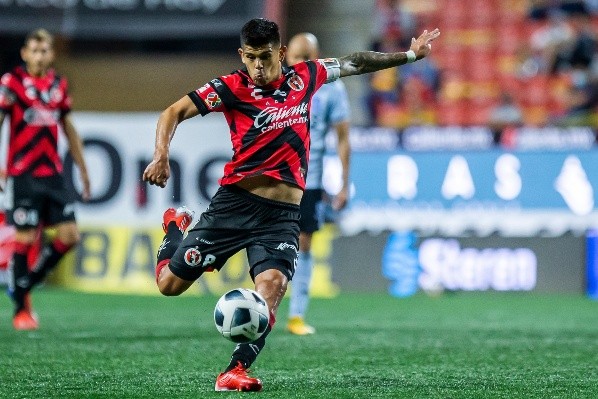 Esteban Pavez, actual jugador de Xolos de México es una de las principales opciones para reforzar el mediocampo de Colo Colo