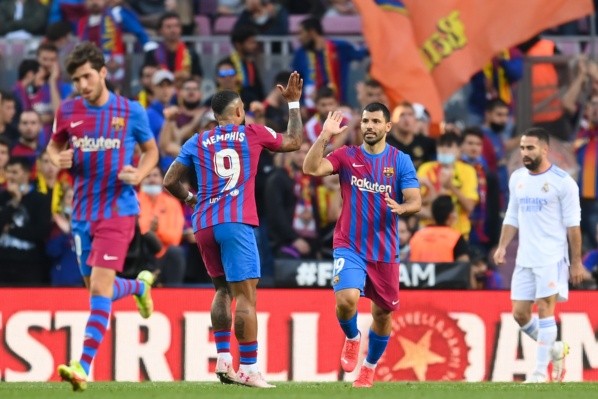 Agüero anotó su último gol jugando por Barcelona ante Real Madrid. Foto: Getty
