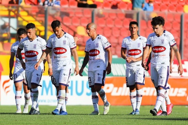Deportes Melipilla sigue esperando una decisión sobre las denuncias en su contra, mientras la Promoción es pura incertidumbre. Foto: Agencia Uno