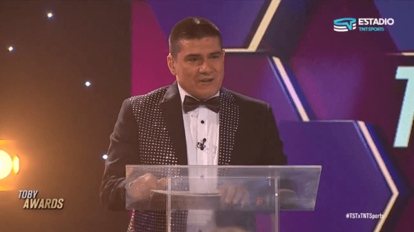 Marcelo Vega fue el presentador de la hilarante noche.