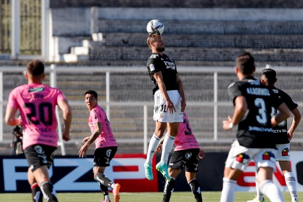 Christian Santos fue la última apuesta alba para su delantera, pero desde su llegada no pudo mostrar mucho y luchará por un puesto en 2022. (Foto: Agencia UNO)