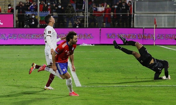 Brereton Díaz contó su orgullo por compartir con jugadores de la calidad de Alexis y Vidal en la Roja.
