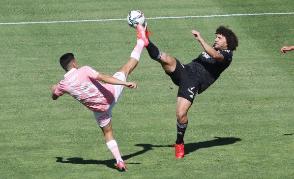 Colo Colo y la Católica representarán a Chile en la Copa Libertadores 2022 junto a Everton y Audax Italiano. (Foto: Agencia UNO)