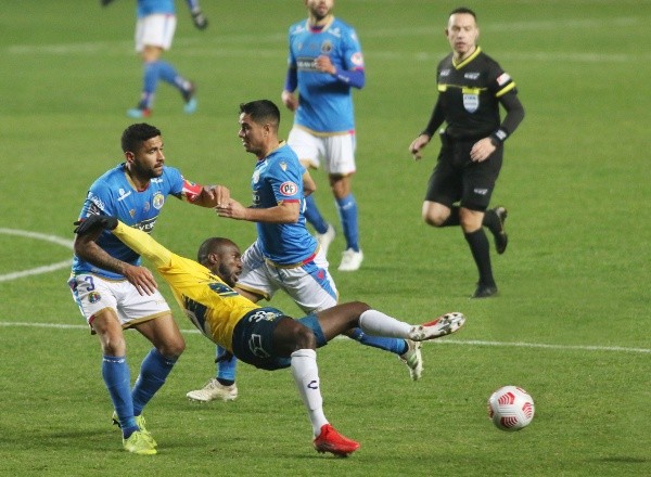Everton y Audax podrían chocar en Copa Libertadores si ganan sus duelos. Foto: Agencia Uno.