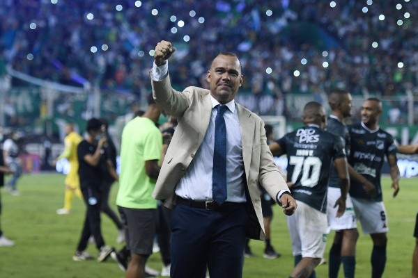 Rafael Dudamel va por su primer título. Foto: Deportivo Cali.