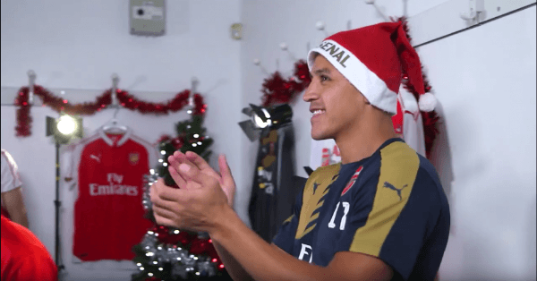 Alexis Sánchez el verdadero Viejito Pascuero del fútbol mundial (Arsenal)