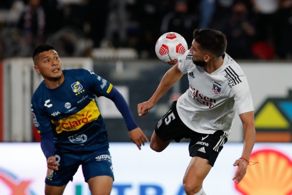 Emiliano Amor es otro de los jugadores de Colo Colo que renovó. Foto: Agencia Uno.