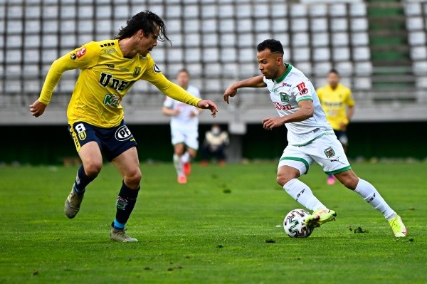 Francisco Alarcón vuelve a Primera División tras su paso por Universidad de Concepción. Antes estuvo en Santiago Wanderers, desde donde se fue muy cuestionado. Foto: Agencia Uno