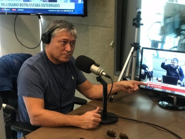 El ex seleccionado nacional disfrutó del hit del verano en una nueva edición de Deportes en Agricultura. (Foto: Agricultura)