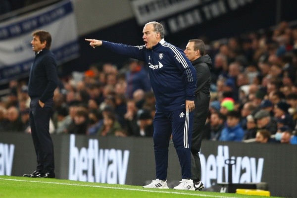 Loco Bielsa espera levantar al Leeds en el segundo semestre. Foto: Getty