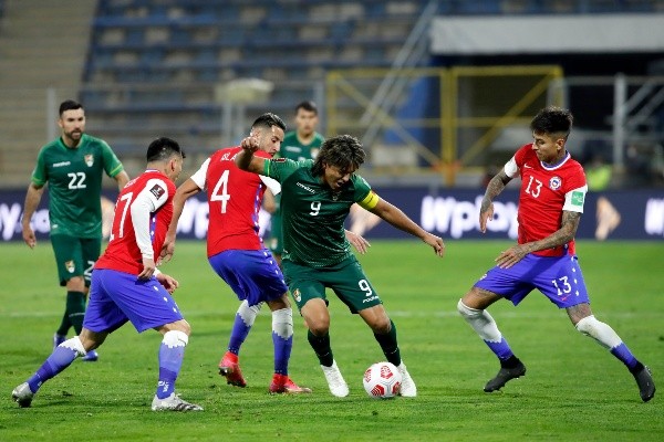 Chile y Bolivia igualaron 1-1 en su último partido por Eliminatorias el 8 de junio con goles de Erick Pulgar y Marcelo Moreno Martins en el estadio San Carlos de Apoquindo. (Foto: Getty)