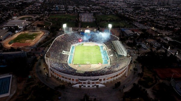 El Estadio Nacional volverá a recibir a la U en abril, según detalló el presidente de Azul Azul, Michael Clark. Foto: Agencia Uno